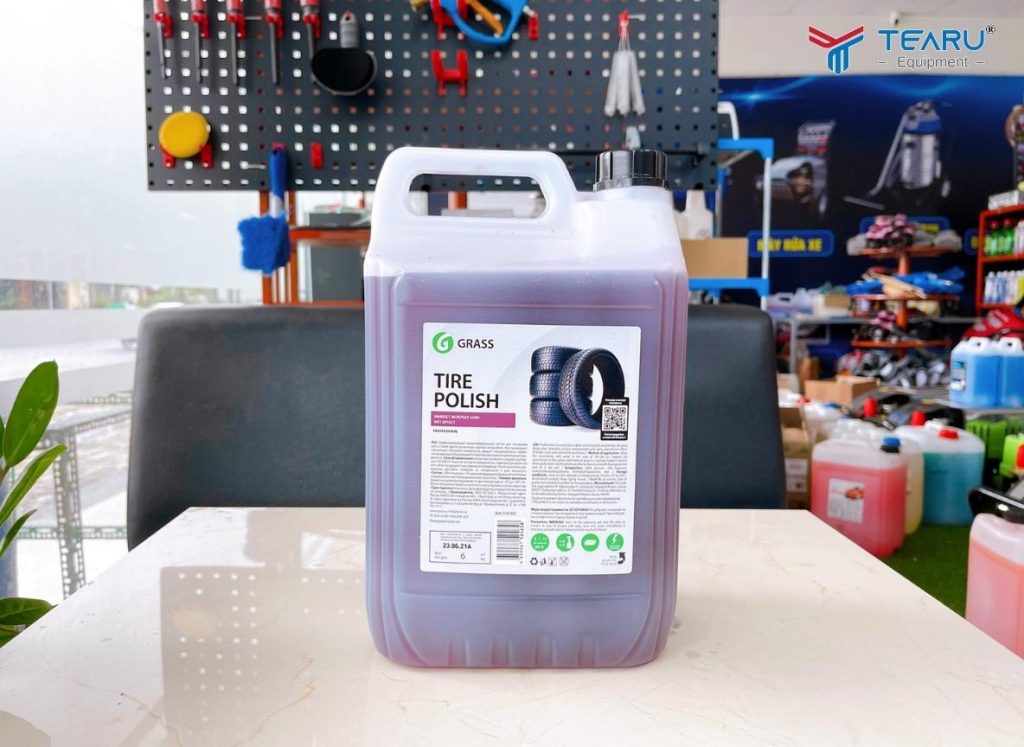 5 Lợi Ích Nổi Bật Của Dung Dịch Dưỡng Bóng Lốp Mà Chủ Xe Không Nên Bỏ Qua 5 Công ty Tearu là đơn vị chuyên cung cấp dung dịch rửa và chăm sóc xe chính hãng luôn được các tiệm rửa xe tin tưởng lựa chọn