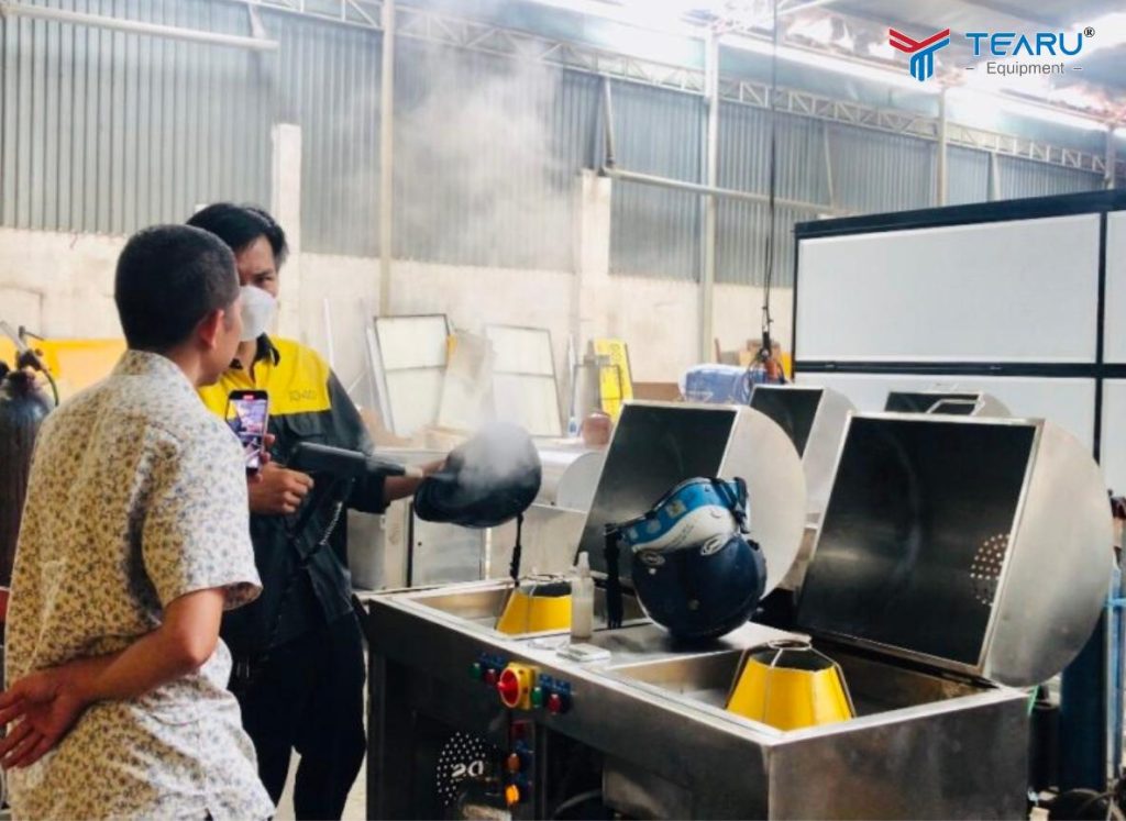 Mô Hình Rửa Xe Máy Kèm Dịch Vụ Vệ Sinh Nón Bảo Hiểm Hái Ra Tiền 2 Máy vệ sinh nói bản hiểm hiệu quả, thời gian giặt nhanh diệt vi khuẩn hiệu quả