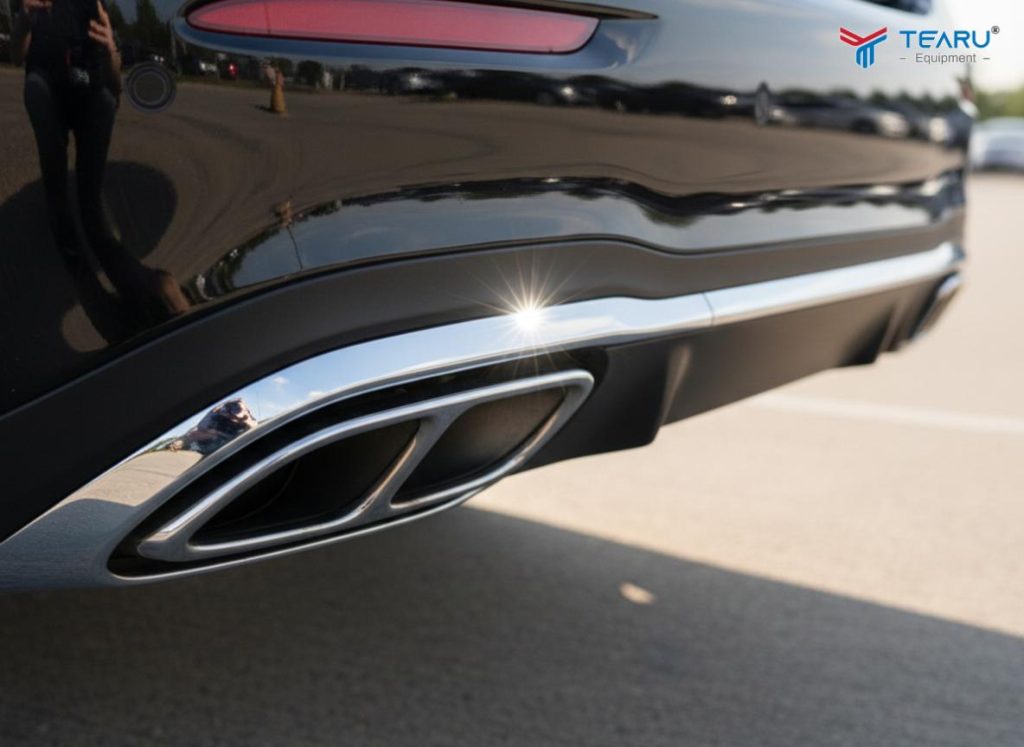 Rửa Xe Không Chạm Có Thực Sự Gây Ăn Mòn Crom Như Lời Đồn? 2 Sử dụng dung dịch kém chất lượng làm crom bị xỉn màu