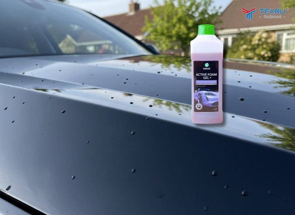 Kinh Nghiệm Chọn Nước Rửa Xe Không Chạm Giúp Sơn Xe Bóng Đẹp, Ít Bám Bụi 3 Dung dịch active foam gel+ không chỉ làm sạch mà còn tạo độ bóng chống bám bụi cho xe