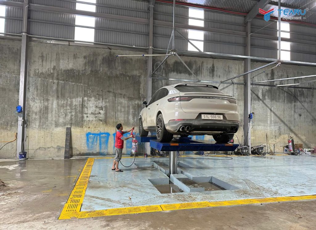 7 Lợi Ích Khi Lắp Cầu Nâng 1 Trụ Cho Tiệm Rửa Xe Bạn Không Nên Bỏ Qua 2 Lắp cầu nâng 1 trụ giúp tăng doanh thu vì rửa được nhiều xe hơn