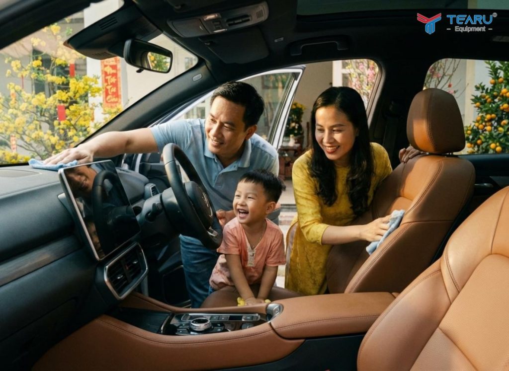 Kinh Nghiệm Chăm Sóc Xe Ô Tô Tại Nhà Dịp Tết Giúp Chủ Xe Tiết Kiệm Đáng Kể 3 Giữ nội thất luôn sạch sẽ bảo vệ sức khoẻ cho cả gia đình