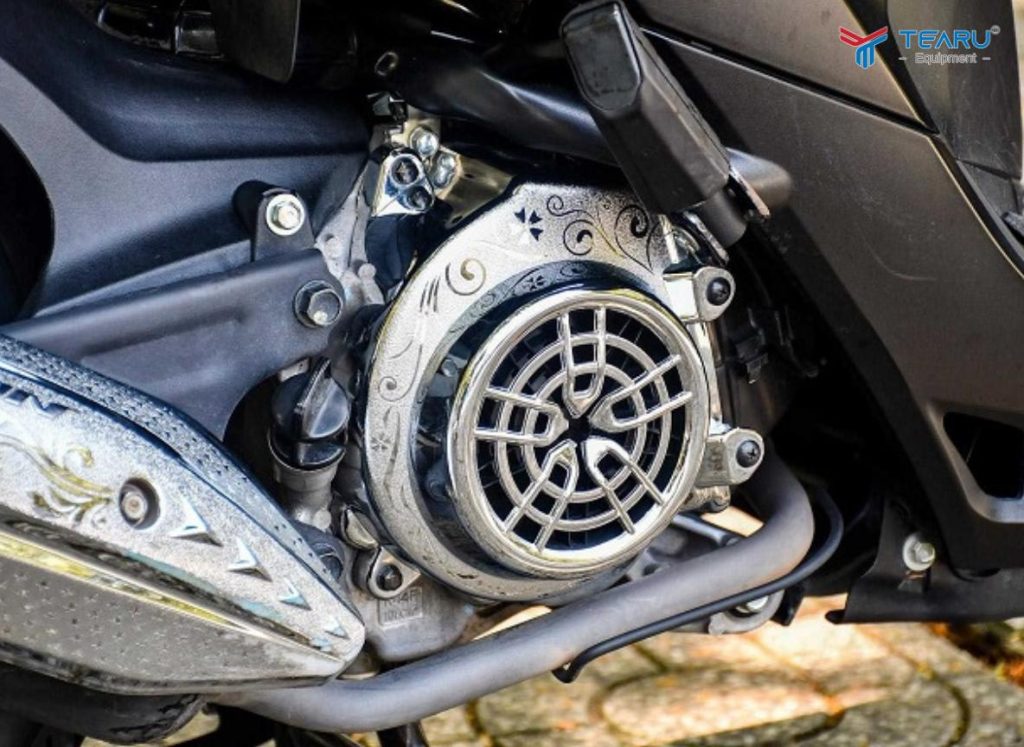 Những Sai Lầm Thường Gặp Khi Ốp Inox Trên Xe Máy Khiến Xe Nhanh Xuống Cấp 3 Sai lầm khi ốp inox che kín ở những vị trí tản nhiệt