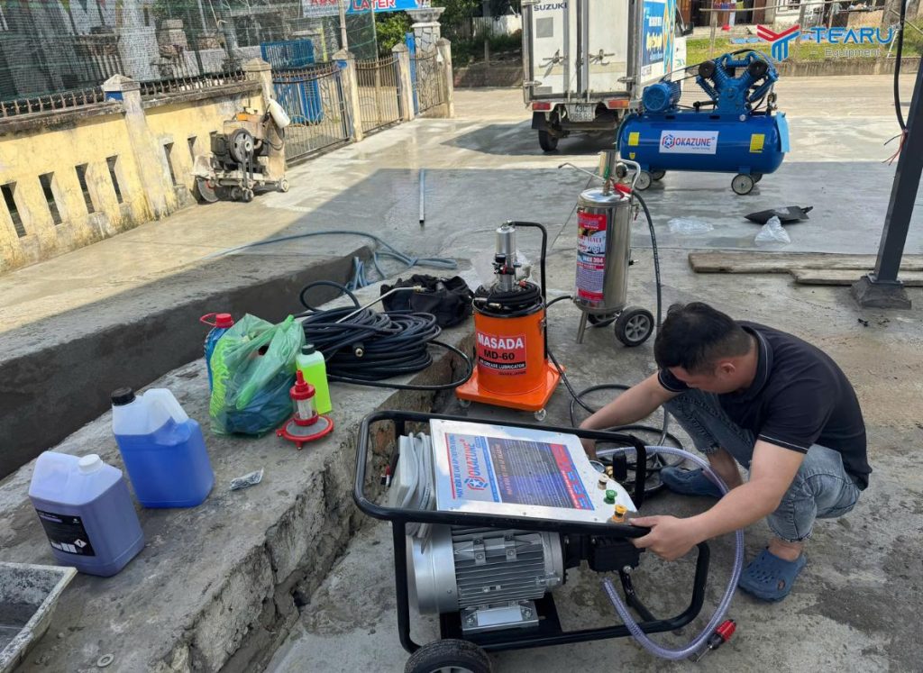 Tiệm Rửa Xe Dịp Tết Nên Đầu Tư Thêm Thiết Bị Gì Để Tăng Năng Suất? 5 Chọn mua thiết bị rửa xe chính hãng tại công ty Tearu với chế độ bảo hành rõ ràng, uy tín.