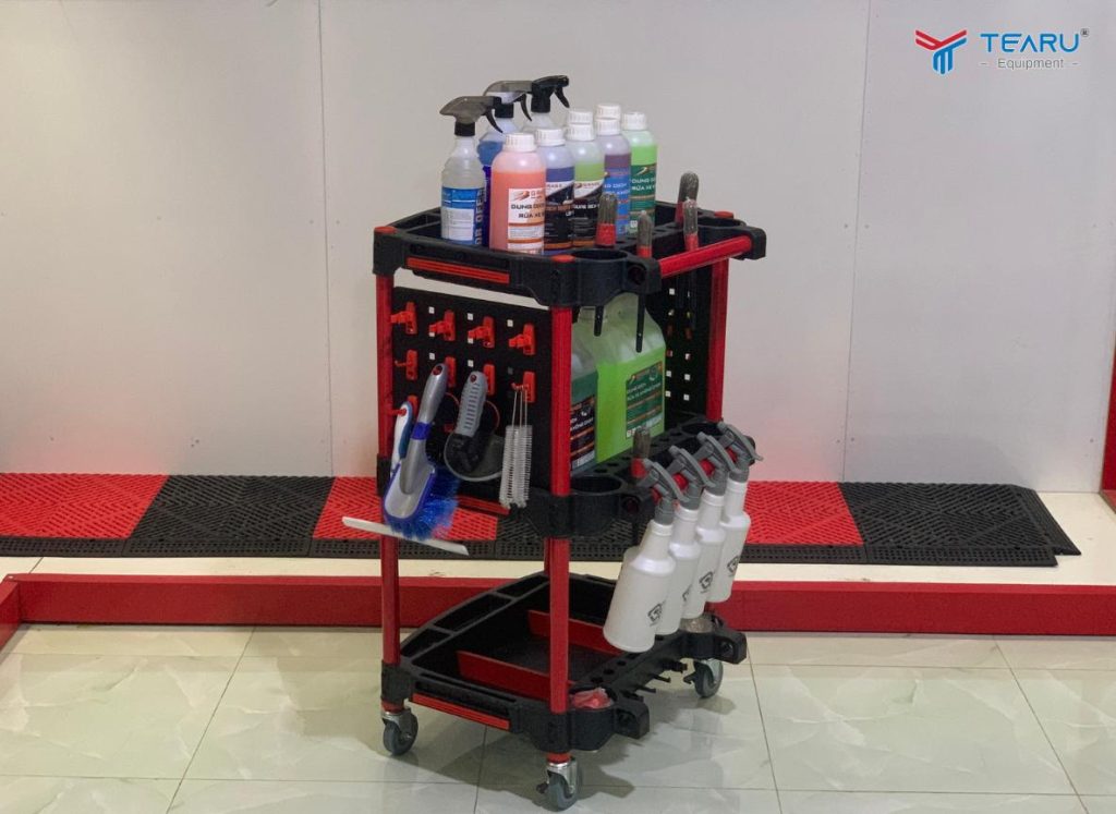 Xe Đẩy Dụng Cụ 3 Tầng Giá Rẻ Tại Đà Nẵng – Lựa Chọn Tối Ưu Cho Garage 5 Kệ đẩy dụng cụ 3 tầng tăng độ chuyên nghiệp cho tiệm và đỡ thất lạc dụng cụ