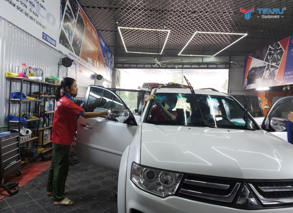 Kinh Nghiệm Mở Tiệm Rửa Xe Tại Đà Nẵng Ít Vốn Nhưng Hiệu Quả Cao 2 Chỉ cần từ 40 triệu anh chị đã có thể sắm thiết bị mở 1 tiệm rửa xe chuyên nghiệp tại Đà Nẵng