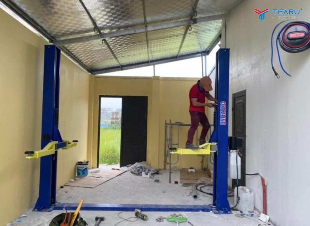 Nên Chọn Loại Nào? 3 Loại Cầu Nâng Ô Tô Phổ Biến Trong Garage 3 Cầu nâng 2 trụ là giải pháp tối ưu cho gara sửa chữa