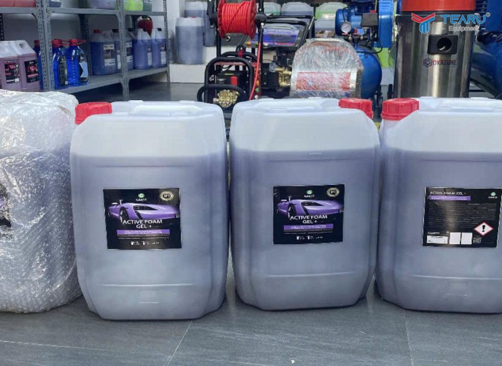 Giải Pháp Rửa Xe Nhanh Gọn Với Bọt Tuyết Rửa Xe Không Chạm 4 Tearu là công ty phân phối độc quyền dung dịch Grass tại Việt Nam