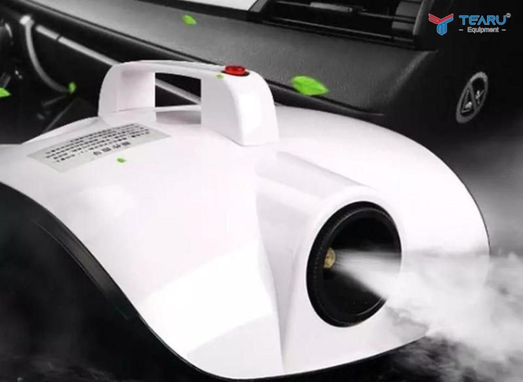 Máy Xông Khử Mùi Diệt Khuẩn Tại Đà Nẵng – Giải Pháp Làm Sạch Không Khí Hiệu Quả Cho Ô Tô 2 Máy xông khử mùi sử dụng công nghệ ozone len lỏi vào từng ngóc ngách xe phá vỡ cấu trúc gây mùi hôi