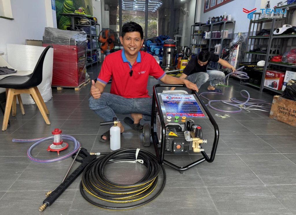 Máy Rửa Xe Cao Áp 220V Loại Nào Được Ưa Chuộng Nhất Hiện Nay? 5 Mua máy rửa xe cao áp Okazune 220v Tại Tearu với chế độ bảo hành uy tín