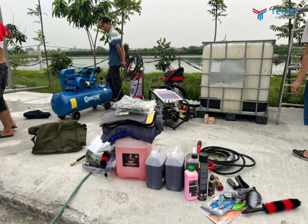 Thiết Bị Hỗ Trợ Rửa Xe Nhanh Sạch Được Nhiều Gara Tin Dùng 1 Thiết Bị Hỗ Trợ Rửa Xe Nhanh Sạch Được Nhiều Gara Tin Dùng