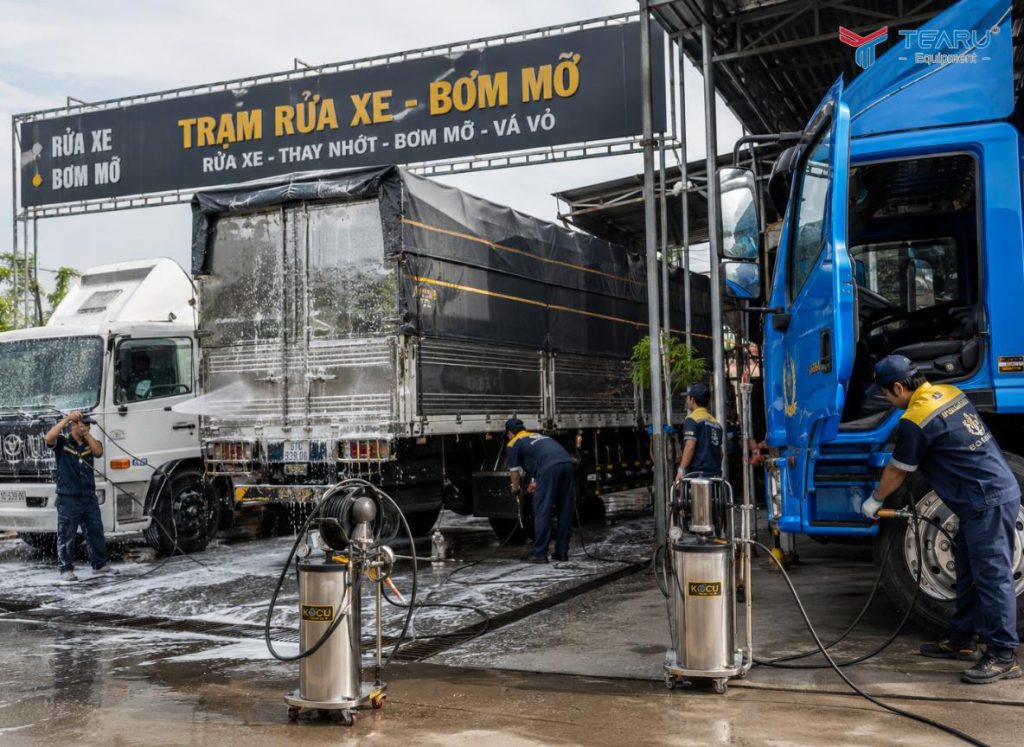 Mô Hình Rửa Xe Tải Kết Hợp Bơm Mỡ Đang Được Ưa Chuộng Hiện Nay 1 Mô Hình Rửa Xe Tải Kết Hợp Bơm Mỡ Đang Được Ưa Chuộng Hiện Nay