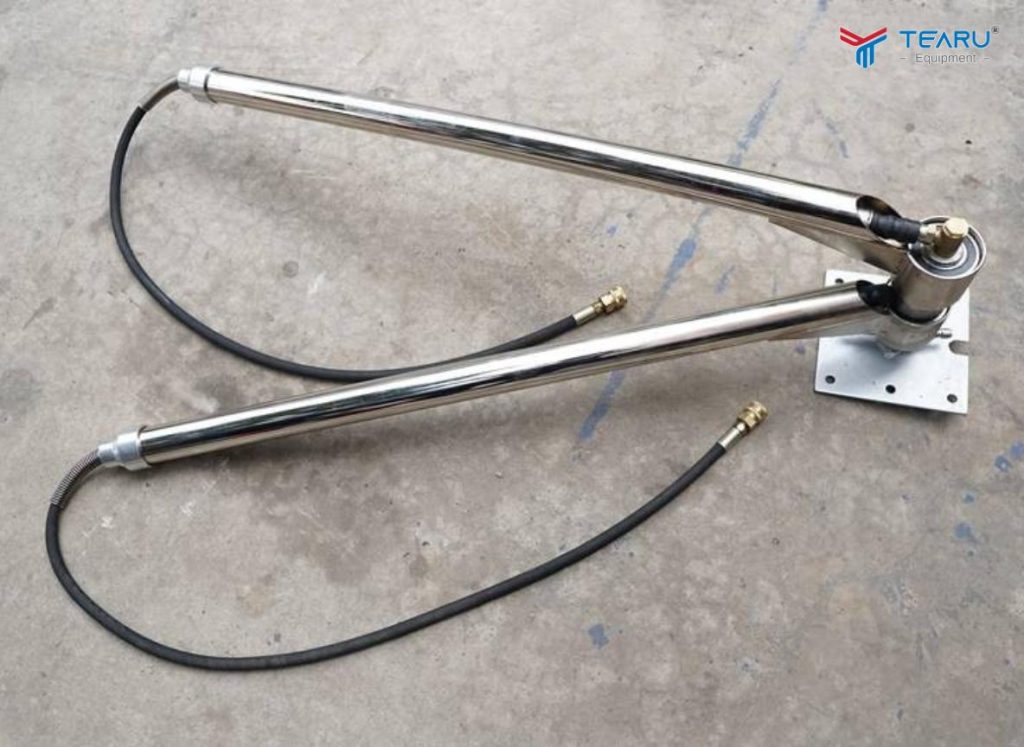 Tay Quay Rửa Xe 360 Độ Đôi Có Thực Sự Cần Thiết Cho Tiệm Rửa Xe? 5 Tearu là đoen vị chuyên cung cấp tay quay rửa xe đôi 360 độ chính hãng