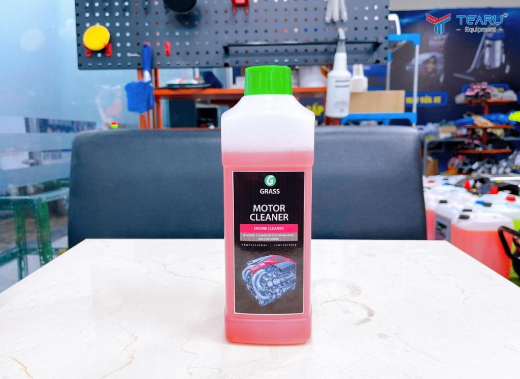 Dung Dịch Rửa Xe Grass Có Tốt Không? Đánh Giá Chi Tiết 7 Dung dịch vệ sinh khoang máy Motor Cleaner giúp tẩy sạch vết bẩn dầu mỡ cứng đầu